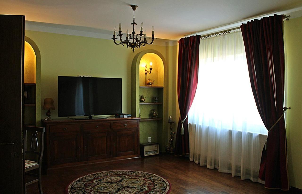 Antik Apartment Sibiu Exterior photo